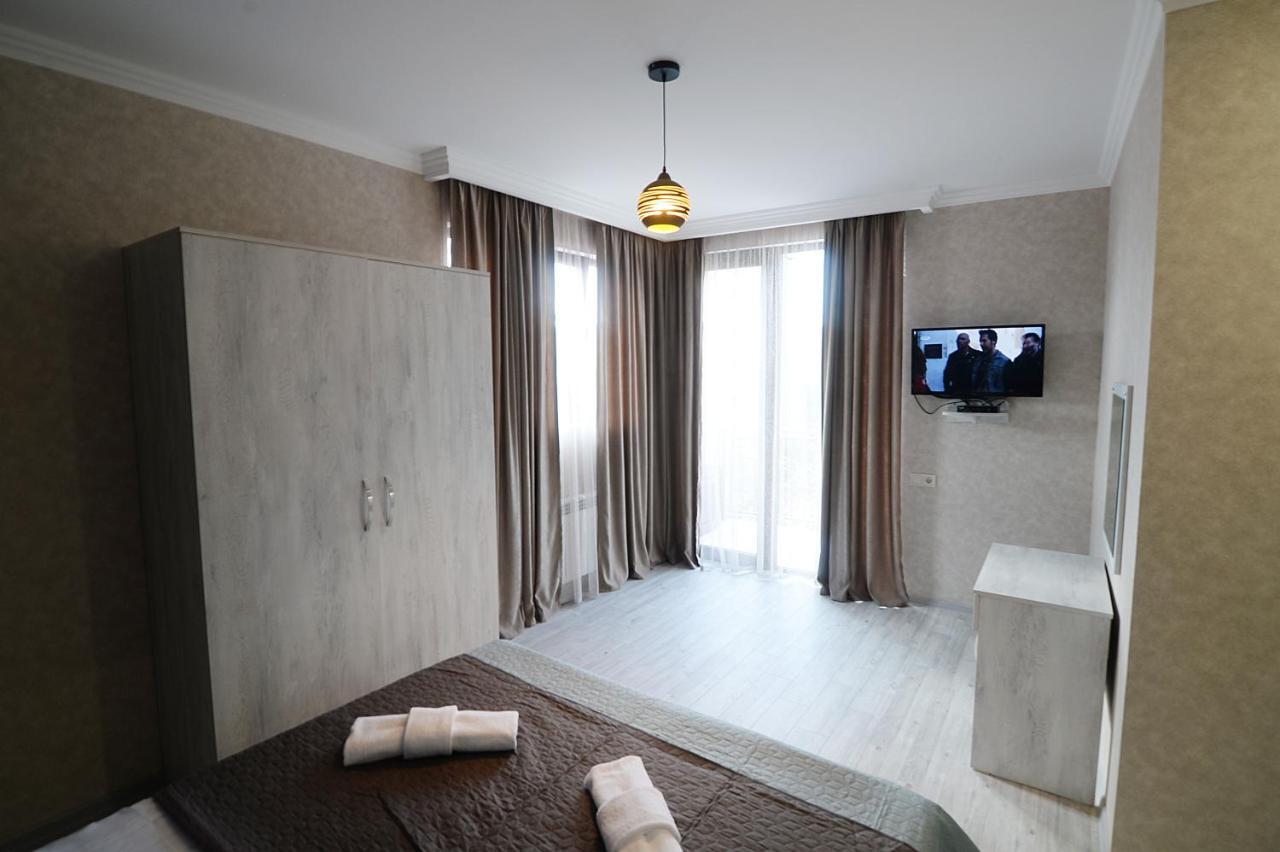 Friendship House Hotell Tbilisi Exteriör bild