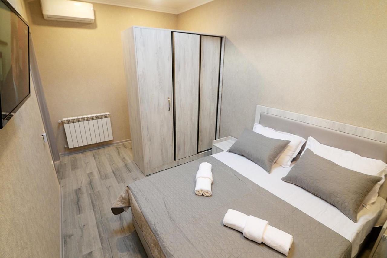 Friendship House Hotell Tbilisi Exteriör bild